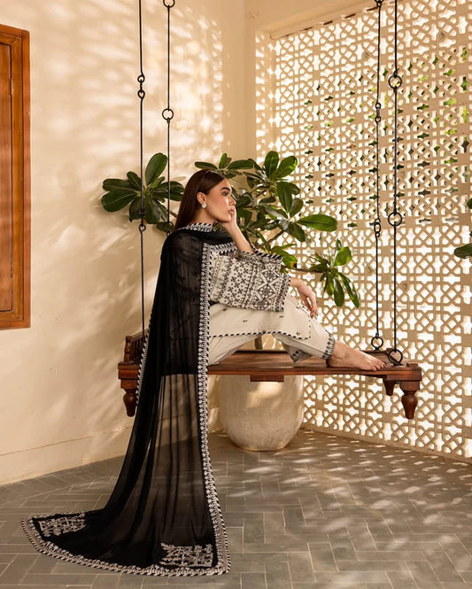 Arfa Embroidered 3pc
