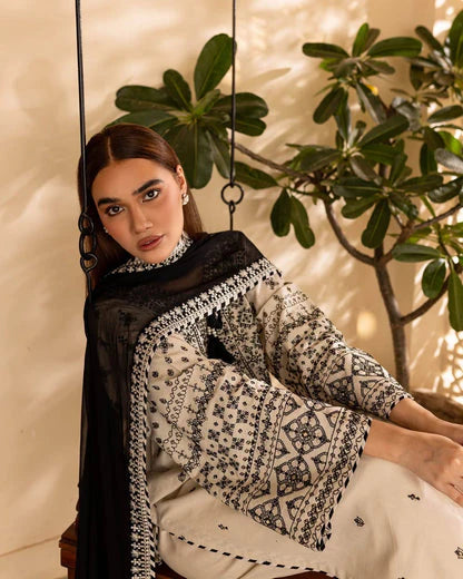 Arfa Embroidered 3pc